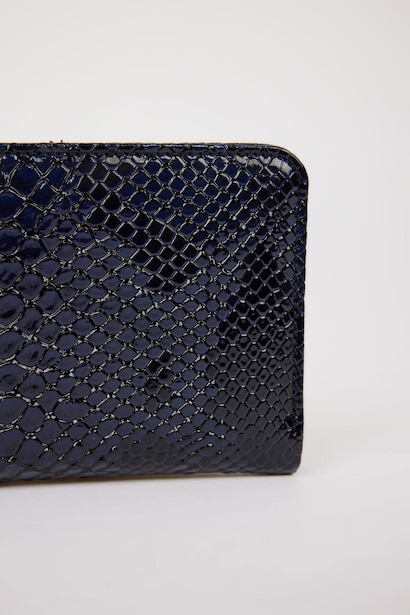 Woman Faux Leather Wallets