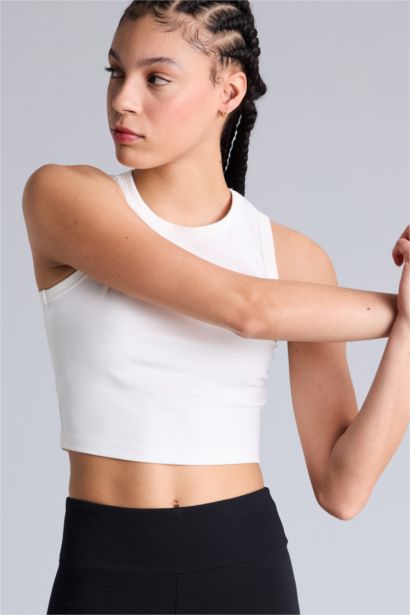 فانيلة كروب توب بياقة مستديرة بدون كم