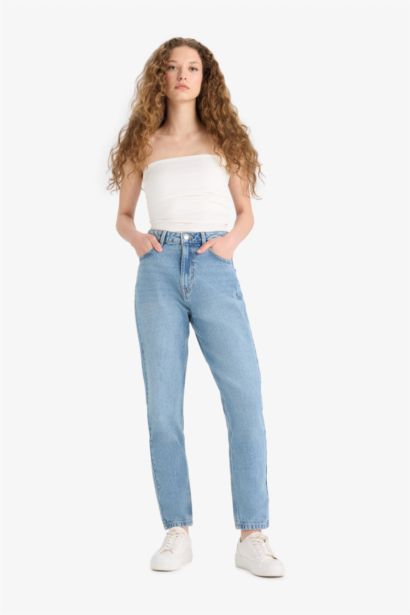 Lina Mom Fit High Waist Straight Leg Jeans