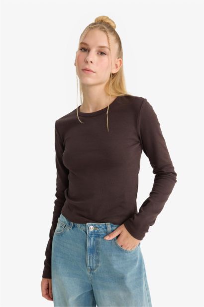 Fitted Crew Neck Ribbed Long Sleeve T-Shirt