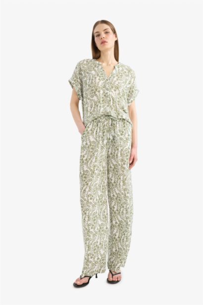 Straight Fit Printed Trousers