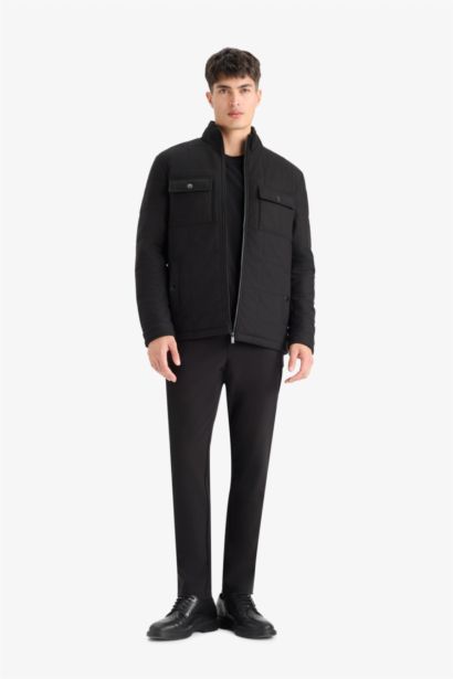 قمصلة نفخ شتوي سليم فيت بياقة عالية ببطانة وسحاب وجيوب