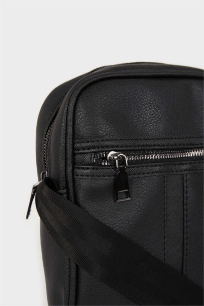 جنطة كروس رجالي جلد صناعي