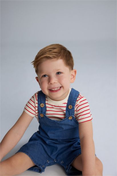 طقم بيبي اولادي سالوبيت جينز وتيشيرت قصة عادية - قطعتين