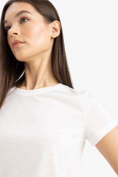 Fitted Crew Neck Basic Short Sleeve T-Shirt