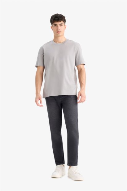 تيشيرت قطن بيزك سادة نص كم قصة عادية ورقبة مستديرة