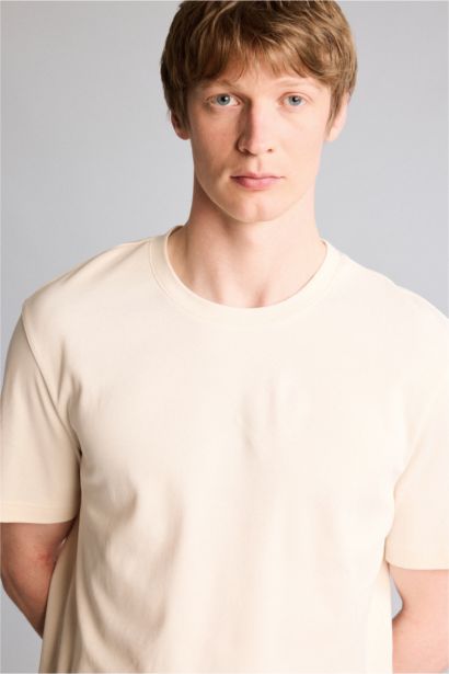 Man Short Sleeve T-Shirt