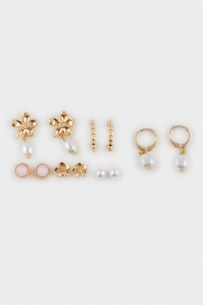 Woman 6 Piece Gold Earrings
