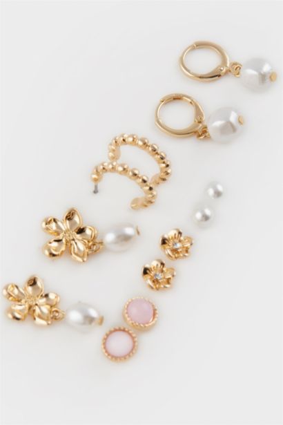 Woman 6 Piece Gold Earrings