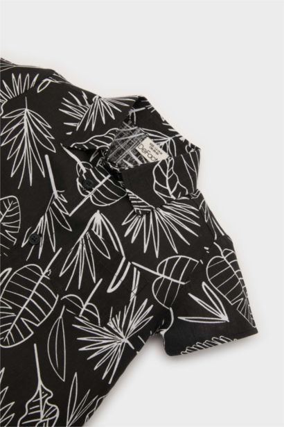 طقم قميص أولاد و شورت مطبوع - قطعتين