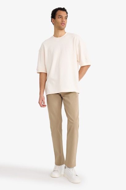 Pantalon droit avec poches