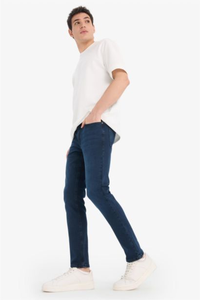 Pedro Slim Fit Normal Waist Skinny Leg Jeans