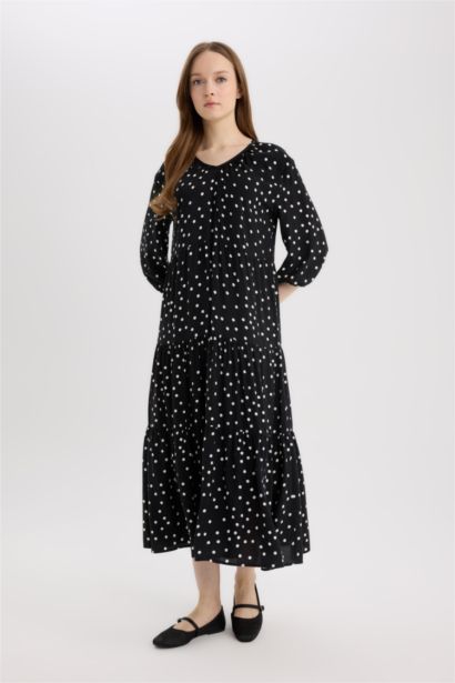 Regular Fit Patterned V Neck Maxi Dress