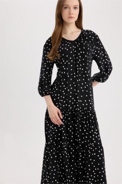 Regular Fit Patterned V Neck Maxi Dress