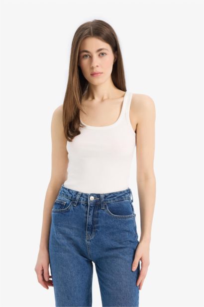 Slim Fit Basic Camisole Round Collar Tank Top