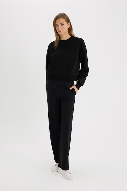 Straight Fit Thin Sweatshirt Fabric Trousers