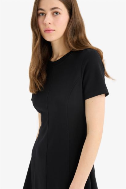 Basıc Mini Elbise