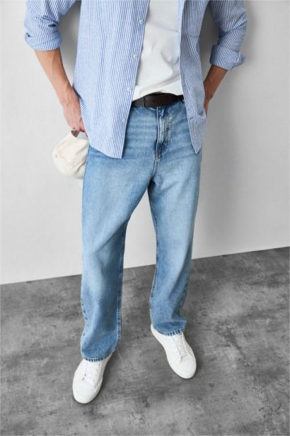 Baggy Fit Wide Leg Jeans