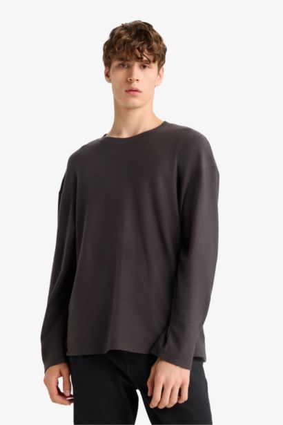 Boxy Fit Crew Neck Cotton Long Sleeve T-Shirt