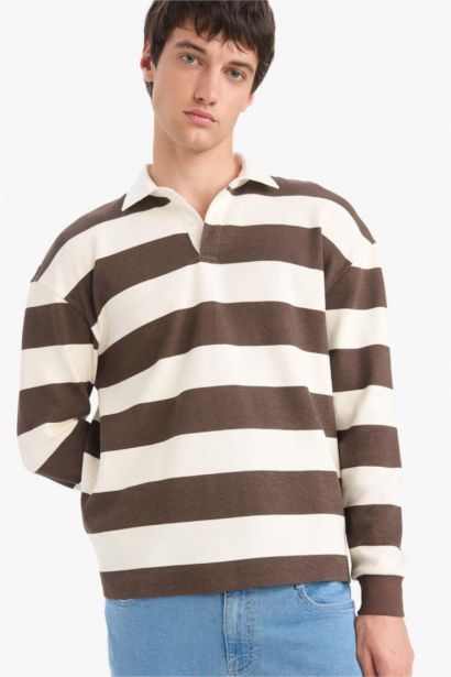 Boxy Fit Sweatshirt