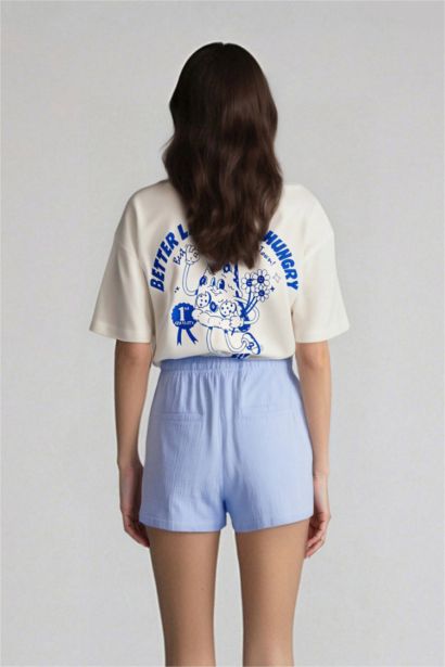 تيشيرت نص كم اوفر سايز بطبعة من الخلف