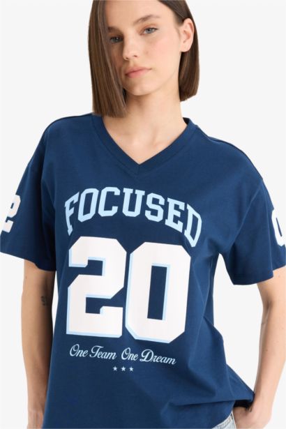 Футболка оверсайз с принтом и коротким рукавом