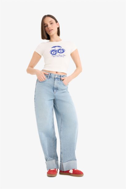 Fitted Crew Neck Printed Ribbed T-Shirt