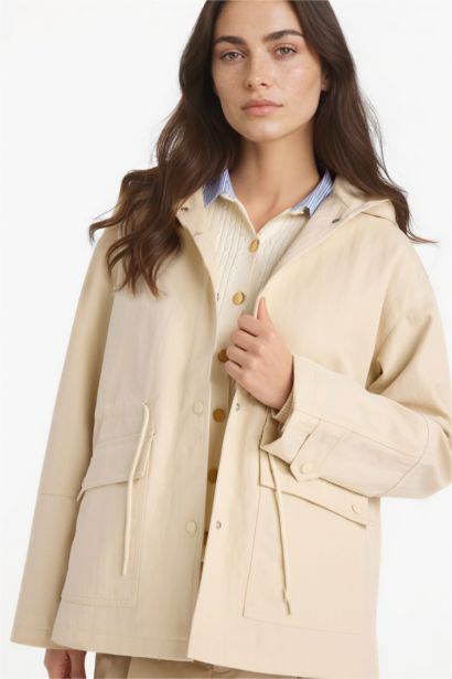 Дождевик с капюшоном стандартного покроя