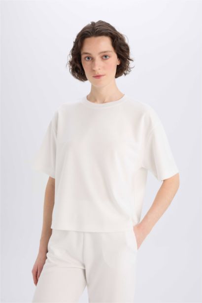 T-shirt basique oversize à col rond et manches courtes