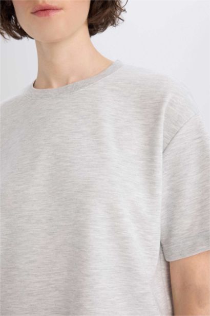 T-shirt oversize basique à col rond et manches courtes