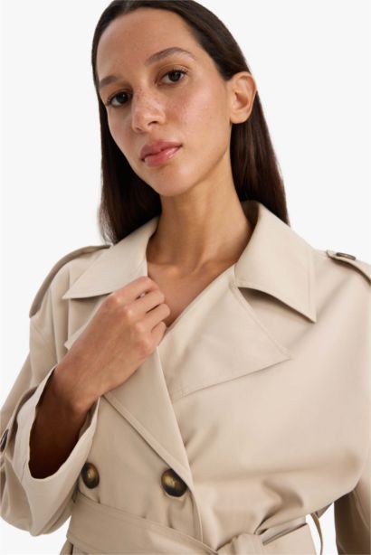 Regular Fit Pocketed Belted Short Trench Coat