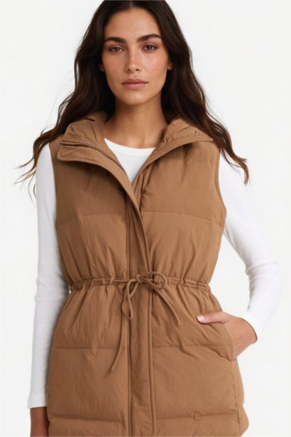 Жилет Regular Fit с капюшоном