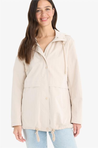 Regular Fit Hooded Zip-Up Waterproof Rain Jacket