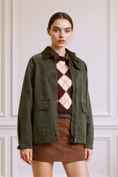 Su Geçirmez Relax Fit Kontrast Yaka Fermuarlı Mont