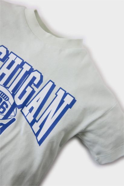 طقم تيشيرت أولاد و شورت - قطعتين