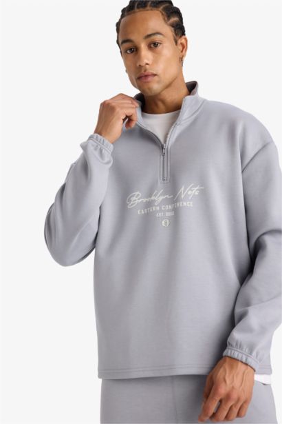 NBA Brooklyn Nets Boxy Fit Dik Yaka Fermuarlı Sırt Baskılı Skuba Dalgıç Kumaş Sweatshirt