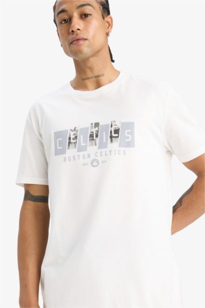 Standard Fit Boston Celtics Licensed Crew Neck T-Shirt
