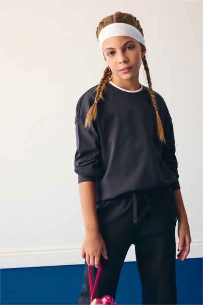 Girl Relax Fit Crew Neck Long Sleeve T-Shirt