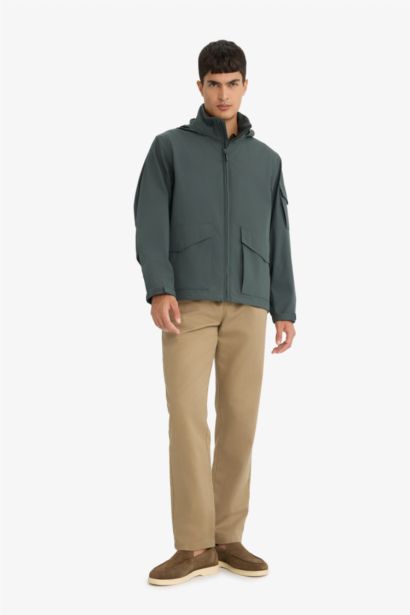 Regular Fit Stand Collar Zippered Waterproof Jacket