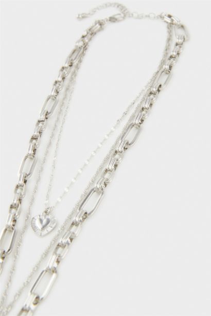 Әйелдерге 3 алқа