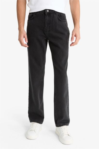 Straight Fit Düz Paça Jean Pantolon