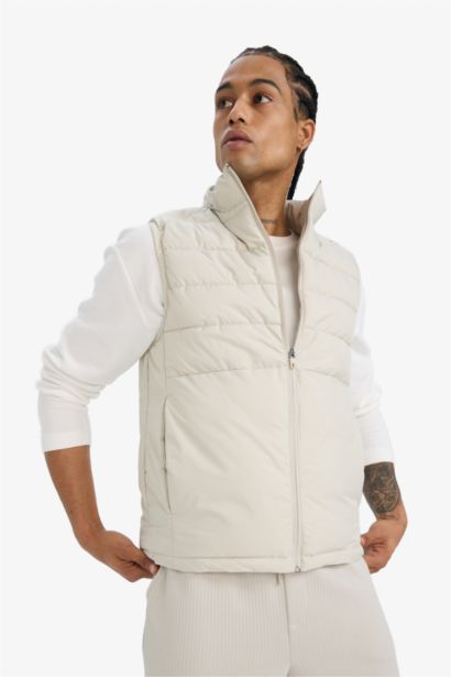 DeFactoFit Slim Fit Waterproof Zippered Puffer Vest