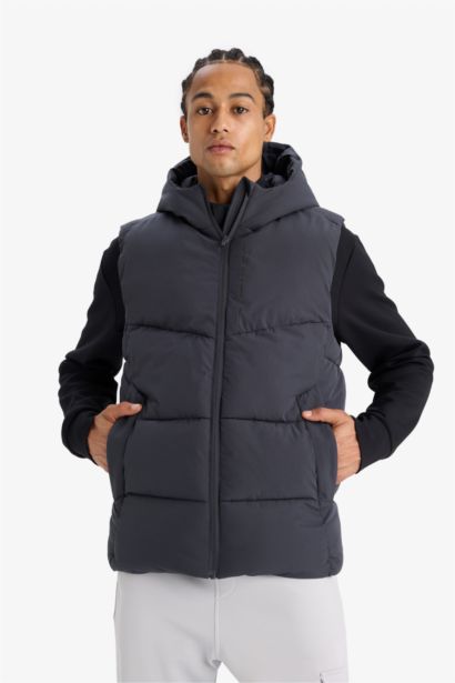 DeFactoFit Regular Fit Hooded Zippered Waterproof Puffer Vest
