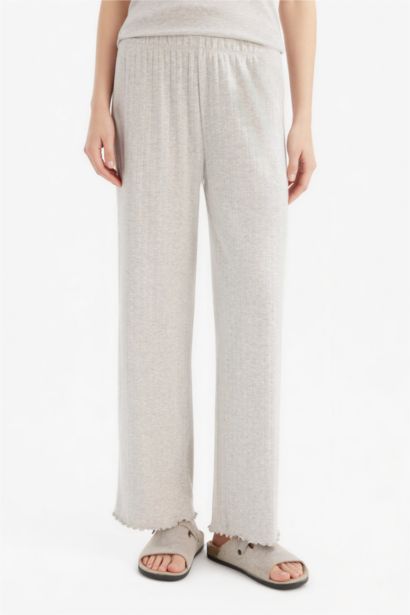 سيت بجامة قصة عادية نص ردن من Fall in love - قطعتين