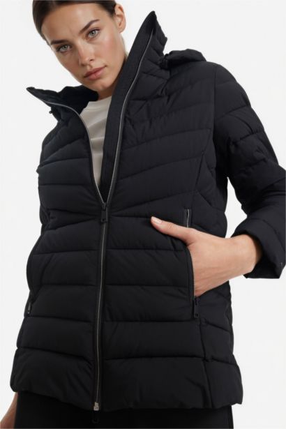 Su İtici Regular Fit Kapüşonlu Fermuarlı Cepli Şişme Mont