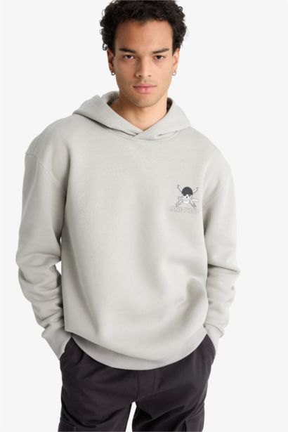 سويت شيرت اوفر سايز بغطاء للرأس من ون بيس