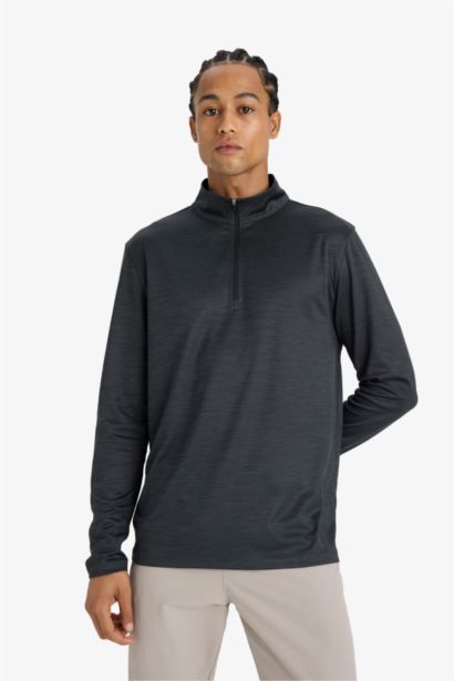 Slim Fit Dar Kesim Dik Yaka Çabuk Kuruyan Nefes Alabilen Esnek Kumaş Fermuarlı Sporcu Uzun Kollu Body