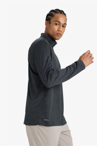 Slim Fit Dar Kesim Dik Yaka Çabuk Kuruyan Nefes Alabilen Esnek Kumaş Fermuarlı Sporcu Uzun Kollu Body