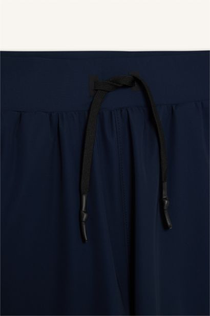 DeFactoFit Slim Fit Sports Crop Shorts