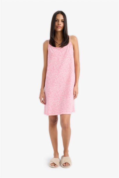 Fall in Love Regular Fit Strappy Dress